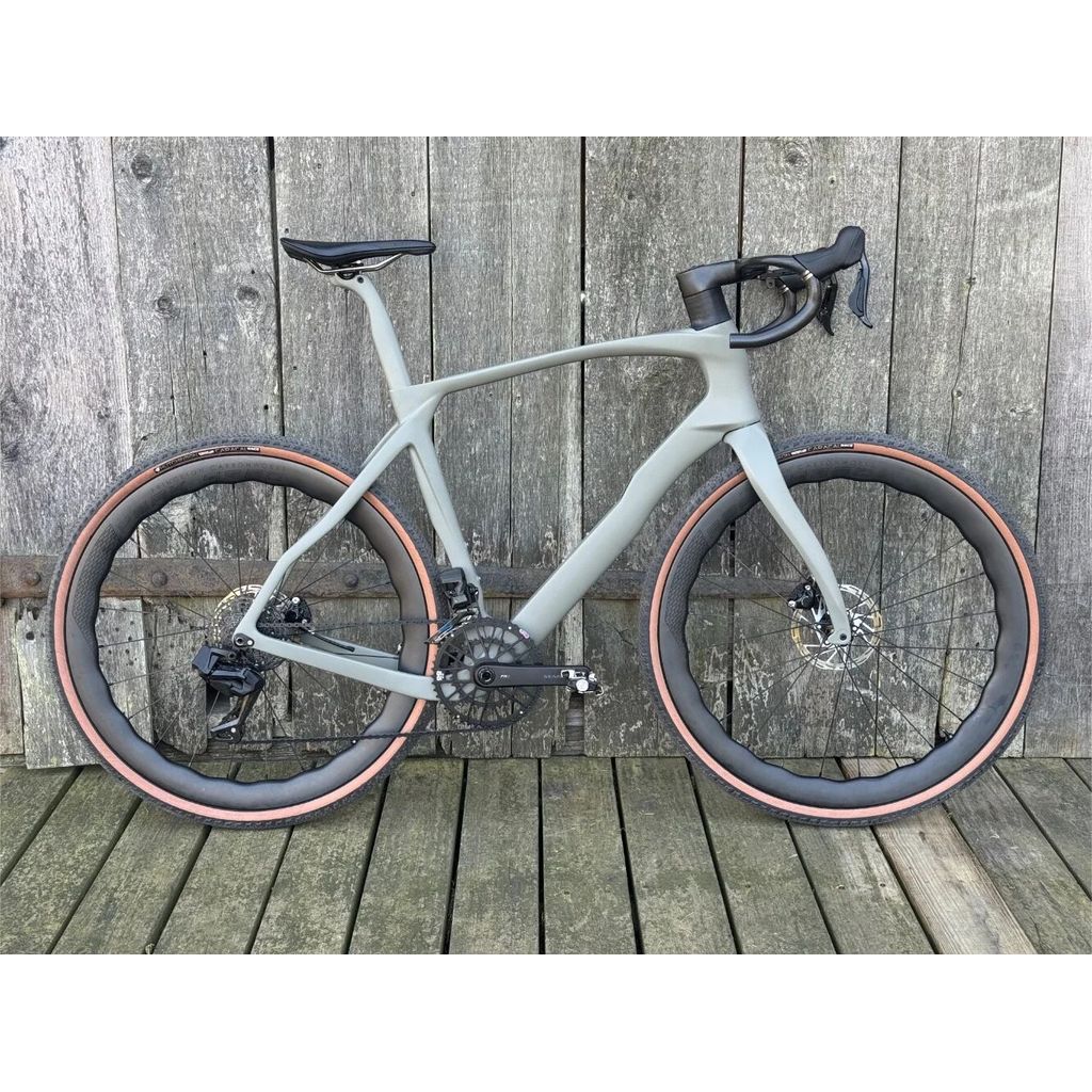 Gravel Bike Frame T1100 UD Carbon Fiber Frame Disc Brake GREVIL Aero 700x45c Custom Colors