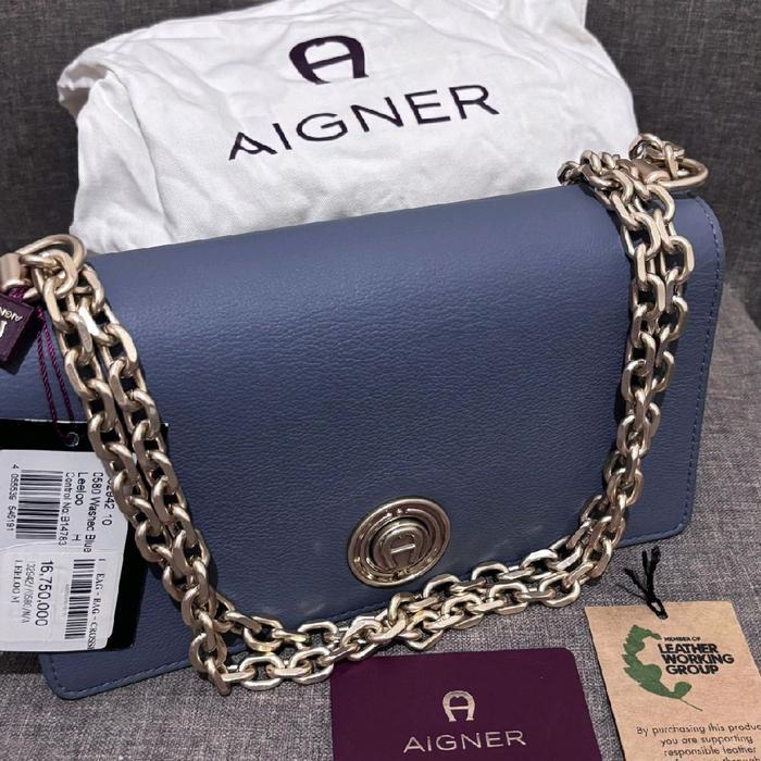 AIGNER LEELOO SHOULDER BAG 100% ORIGINAL