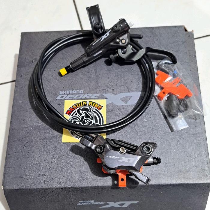 Brakeset XT M8100 Rem XT 4piston Kiri Depan