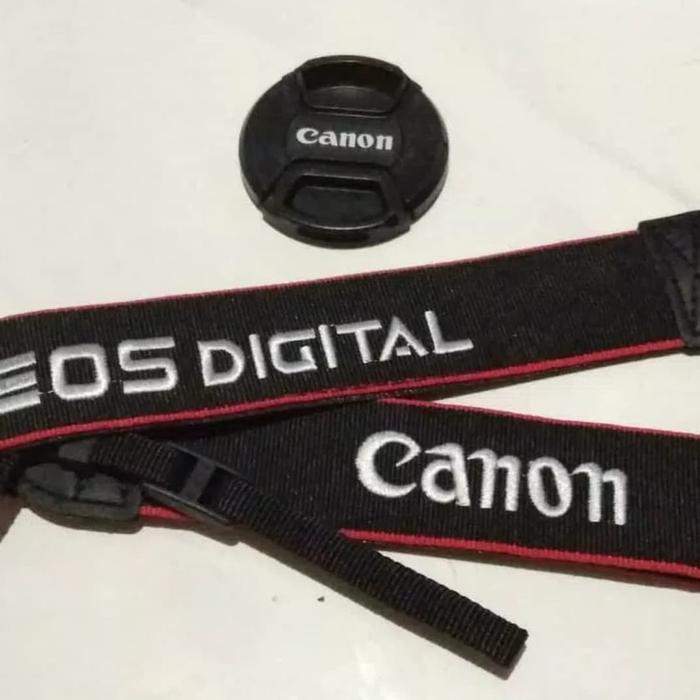 tutup lensa tali kamera canon eos 700D *