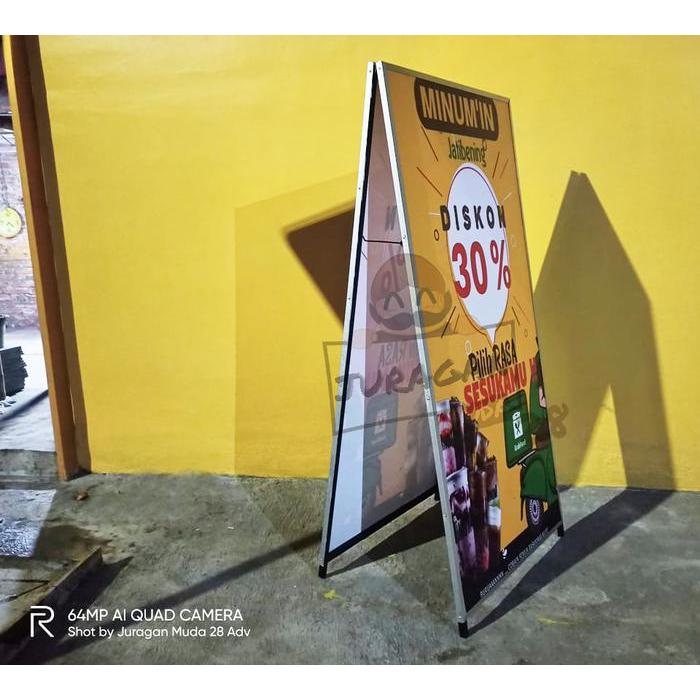 Standing Banner Besi Hollow Tbk