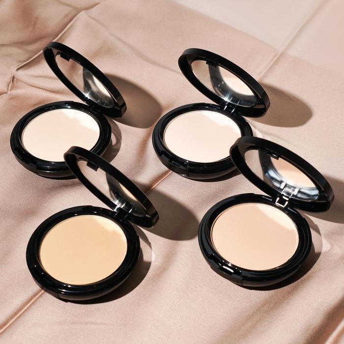 [Buy TWC Get free Refill] TRISIA Two Way Cake Pressed Powder - Natural White - Bedak Padat Compact