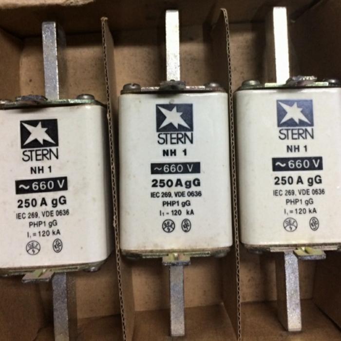 Nh Fuse Stern 250A Nh 1 + Dudukan