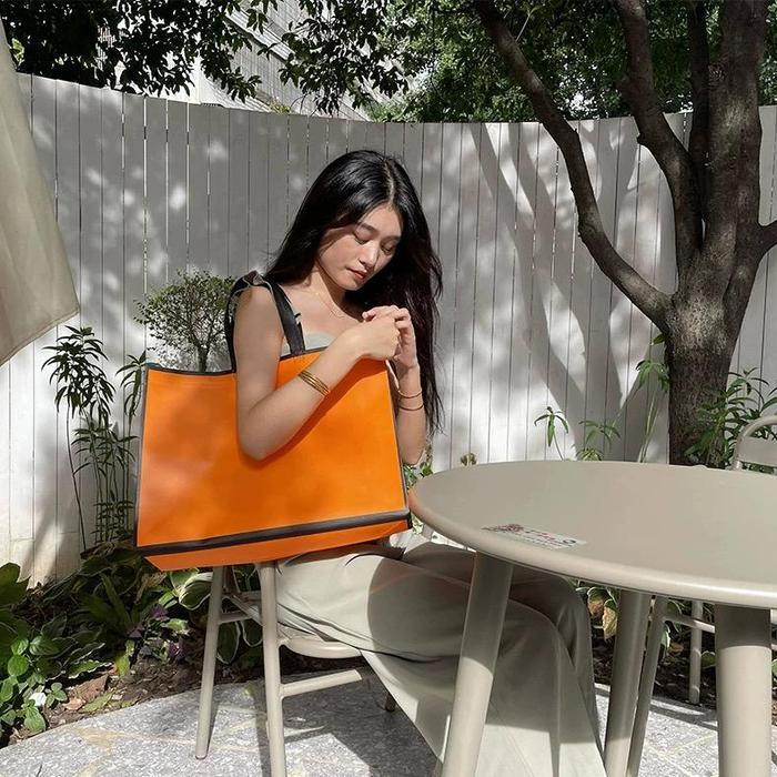 Tas Belanja / Tote Bag Spunbond/ Goodie Bag Spunbond /Tas Spunbond /Kain Motif Premium Kantong Jumbo