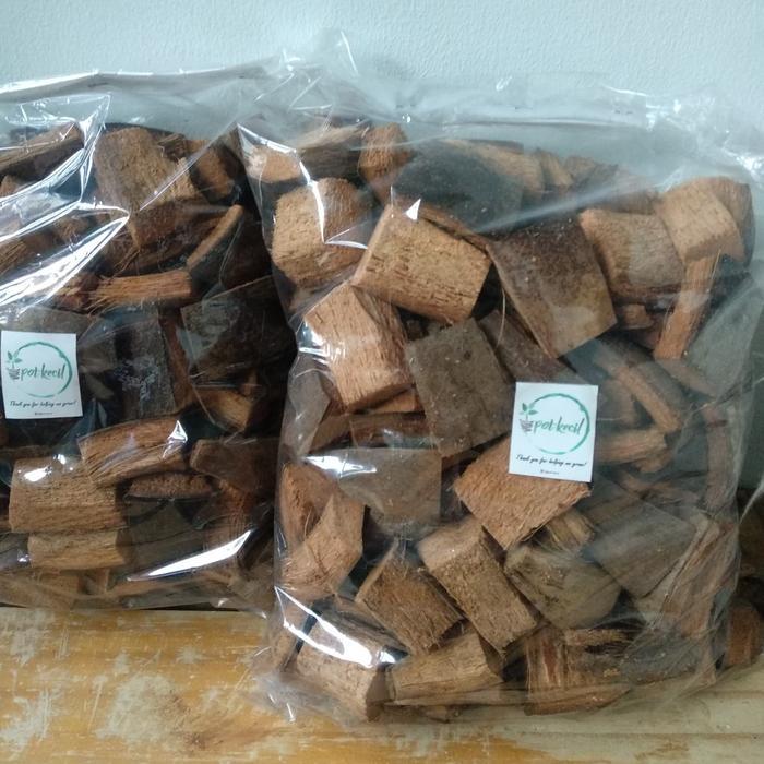 Hot Sale Coco Chip 3 - 4 Cm / Media Tanam Coco Chip / Media Tanam Sabut Kelapa