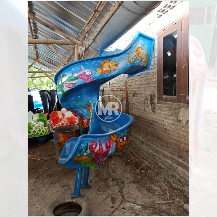 perosotan fiber seluncuran prosotan anak outdoor kolam renang spiral