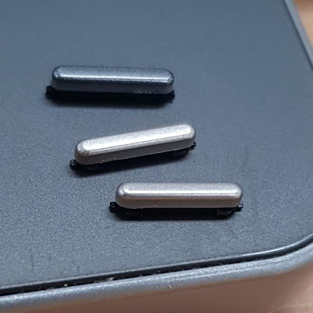 Tombol power on off Samsung Galaxy J7(2016) *