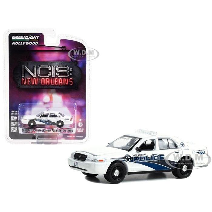44990-E GREENLIGHT 2006 FORD CROWN VICTORIA POLICE INTERCEPTOR DIECAST