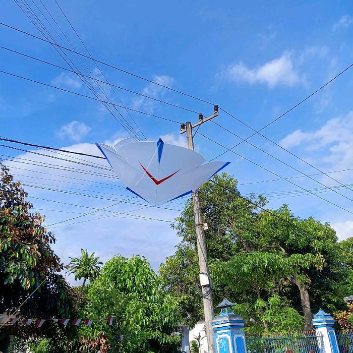 Layang-layang papiran full fiber layangan