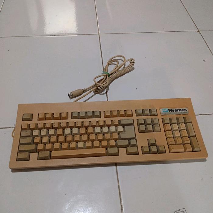 Vintage - Keyboard AT Serial merk Wearnes (KB01)