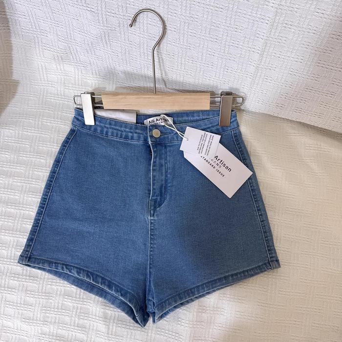 Premium Jumbo Celana Pendek Jeans Stretch Wanita Hot Pants Korea Kulot Shorts Pants Jeans Ketat