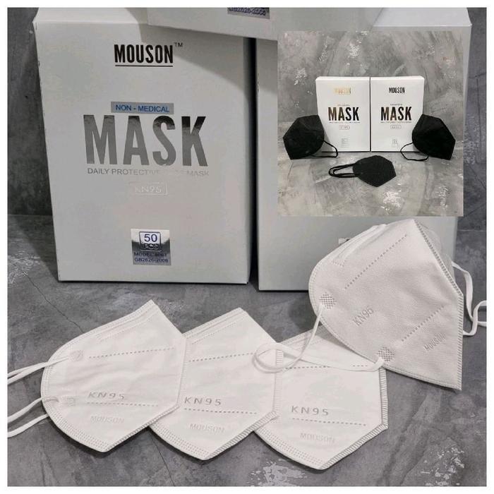 MASKER KN95 MOUSON HITAM & PUTIH ISI 50 PCS FREE BOX