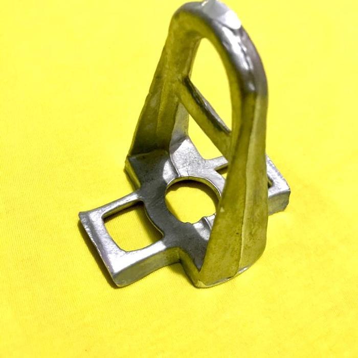 dead end clamp bracket A