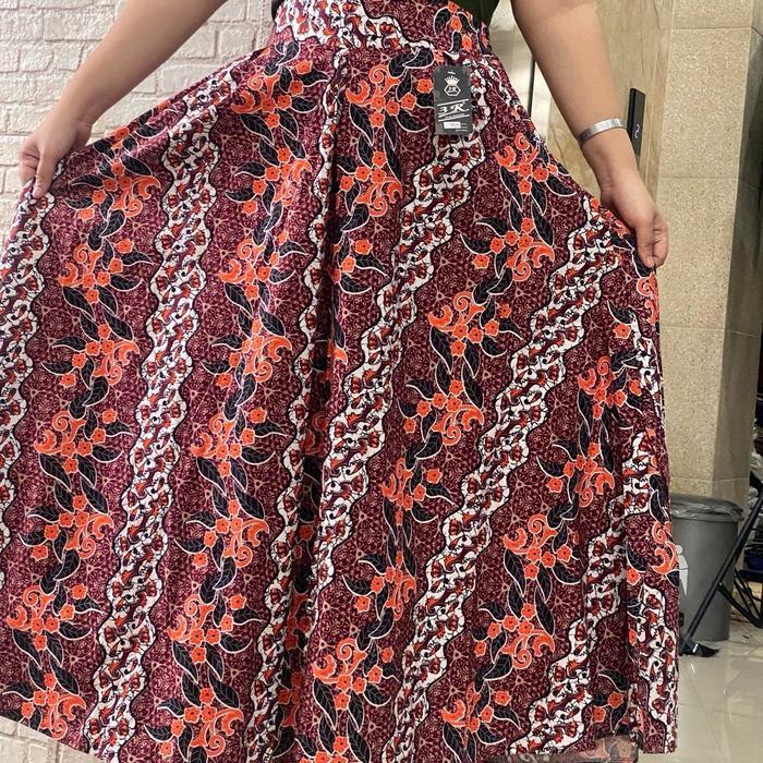 Rok Payung Motif Random Big Size Panjang Batik Bunga Sunkist