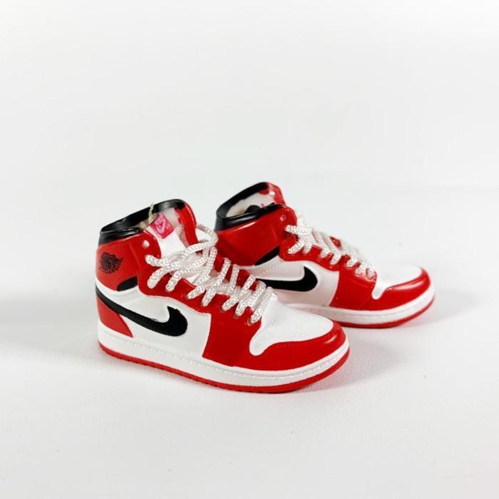 AIR JORDAN 1 AJ1 CHICAGO WHITE ROPE 3D SNEAKERS KEYCHAIN MINIATUR