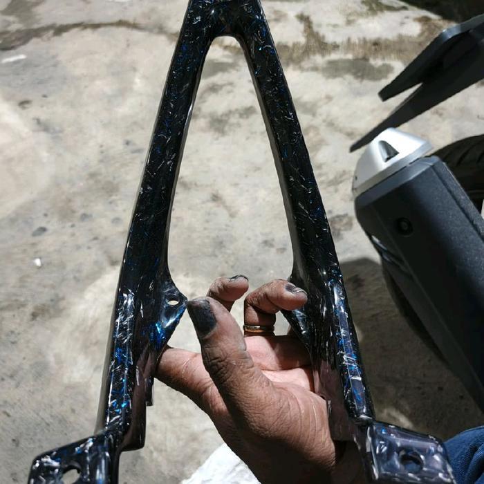 FENDER SPAKBOR DEPAN YAMAHA WR 155 FORGED BIRU