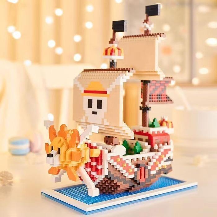 Hot Wheels - (Free Lampu )1680Pcs+ Mainan Bricks Kapal Model Blok Thousand Sunny Karakter Hadiah