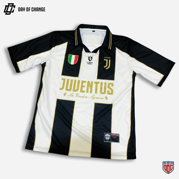 DOC Apparel Juve Retro Gold V2 Jersey Bola Premium Dryfit Milano Cool Fit Oversize Vintage Rugby NFL