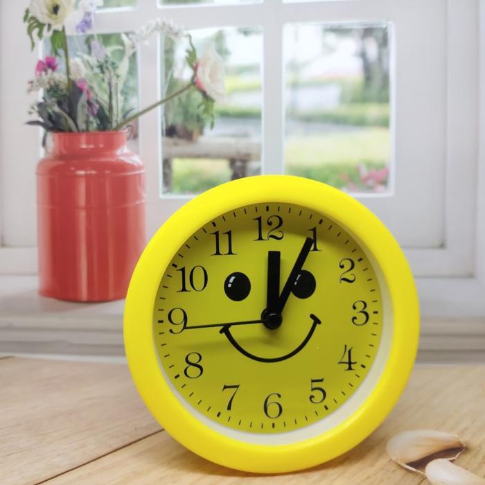 Jam Weker / Jam Meja Beker EMO SMILE Free Baterai Alarm Clock EMOTICON
