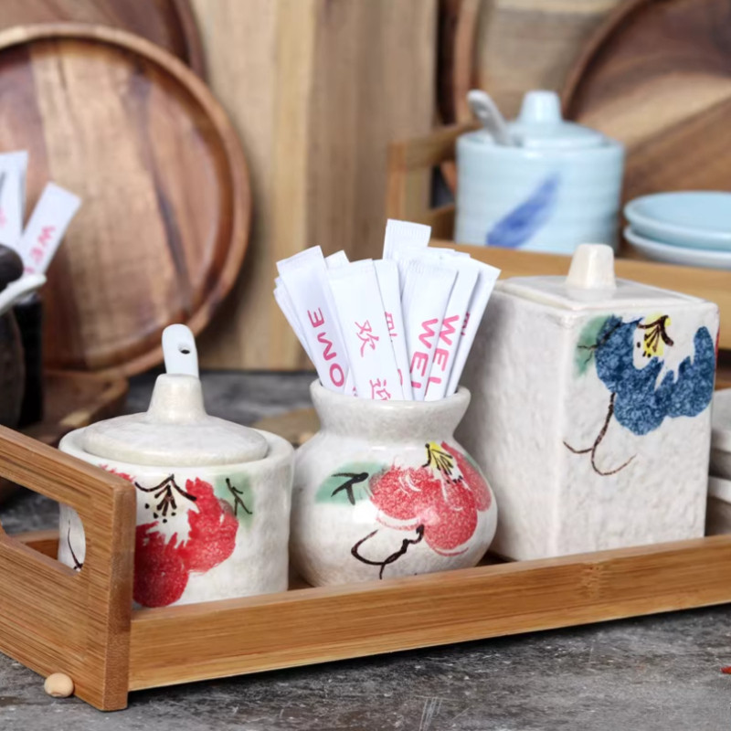 Kitchen Supplies Ceramic Spice Jar Seasoning Jar Spice Bottle Spice Containers Salt Shaker Sugar