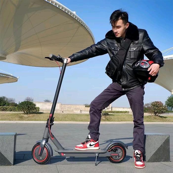 Skuter Listrik murah / skuter listrik 8inch Scooter Ban Cakram