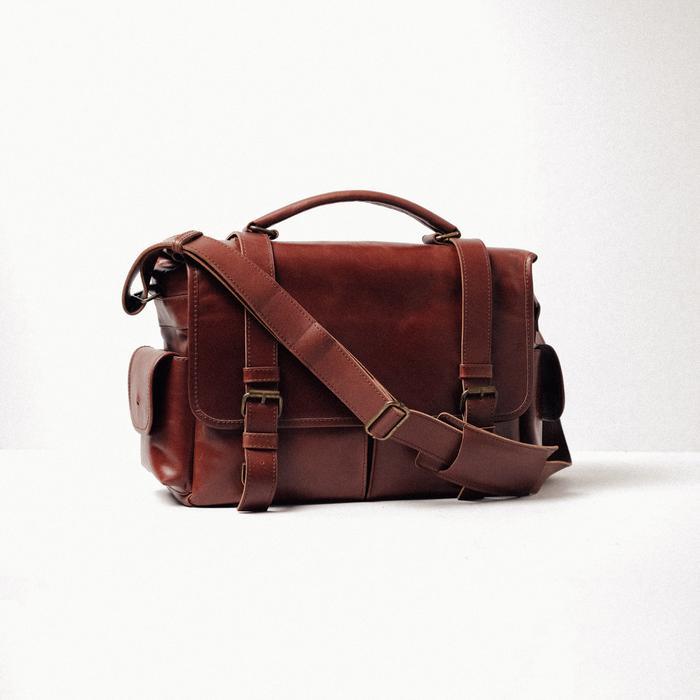 Verne's ORDOS Camera Messenger Bag - Tas Selempang Kamera Kulit