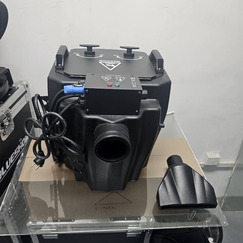 Flycase Package with 6kw Dry Ice Machine or 3500w Dry Ice Fog Machine Low Lying Fog Machine Wedding