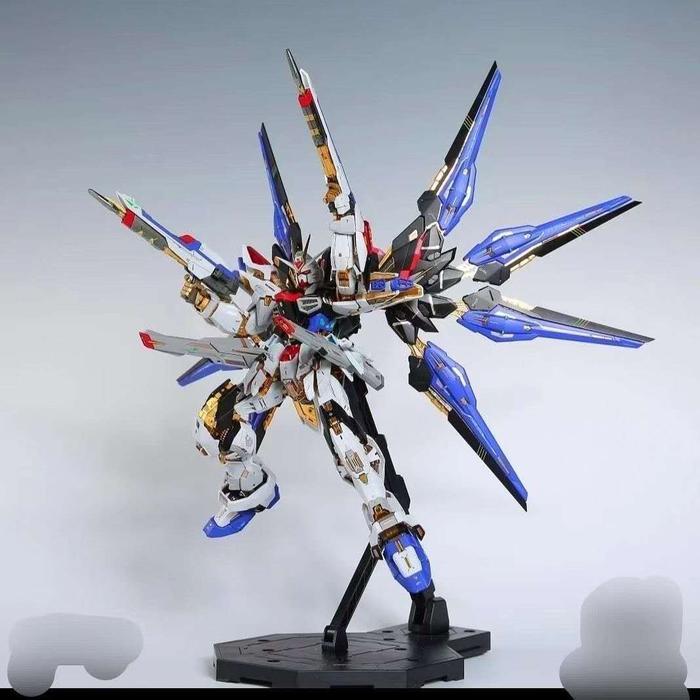 Xunxin Model 1/100 MGEX Strike Freedom Model Kit(Repair Ver)