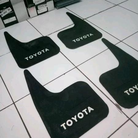 Kepet Lumpur Air Kepet Ban Roda Mud Guard Toyota Universal Semua Mobil