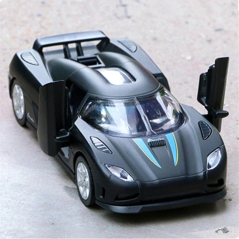1:32 Koenigsegg CCR Alloy Sports Car Model Diecast Metal Toy Race Car