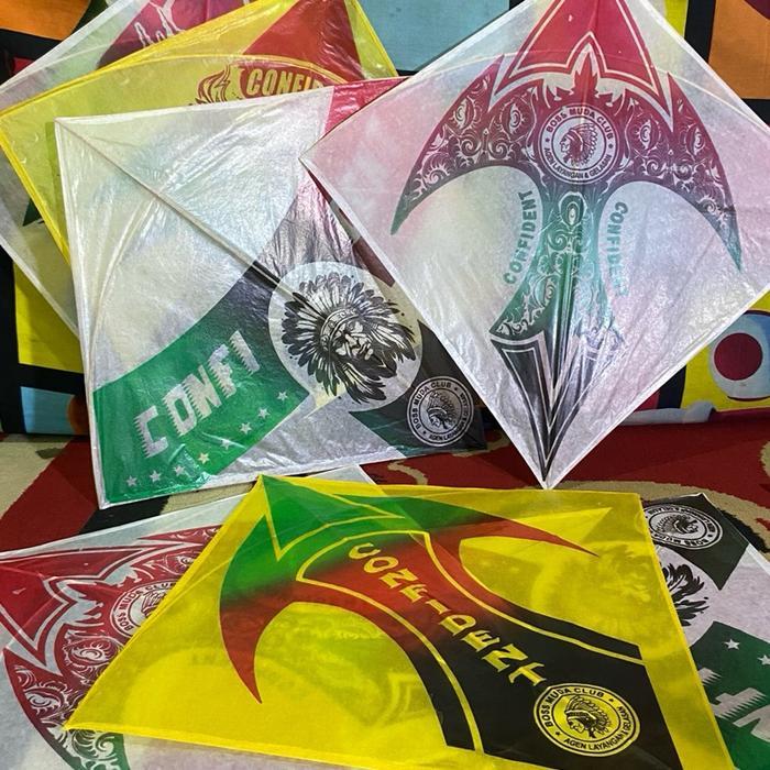 Layangan Sukhoi Standar 50pcs - Produk dengan 50 Buah Layangan Sukhoi dalam Paket Standar
