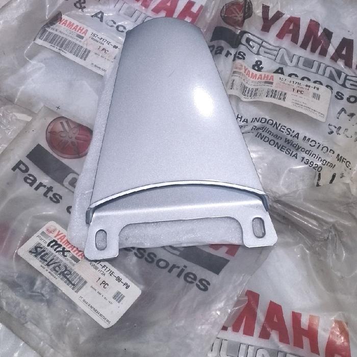 PAD BODY SAMBUNGAN BODY BELAKANG YAMAHA JUPITER MX OLD SILVER ORIGINAL YGP NEW OLD STOCK DISKON
