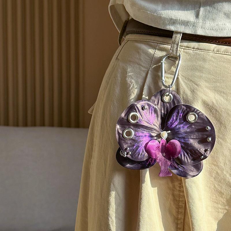 Exquisite Phalaenopsis Orchid Lily Keychain Creative Simulation Flower Bag Pendant Fashion Backpack