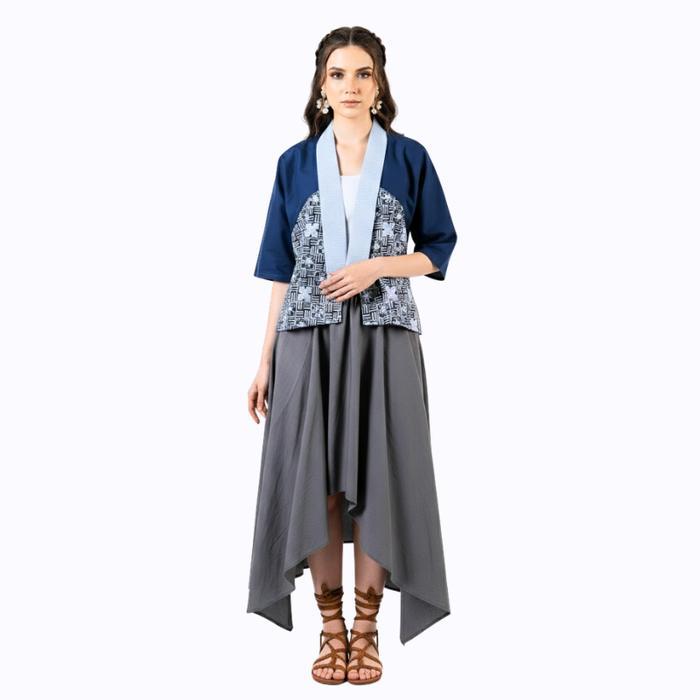 Blazer Batik Wanita - Atasan Batik - Bhatara Batik Lindsey - Outer Batik Modern Lengan Panjang