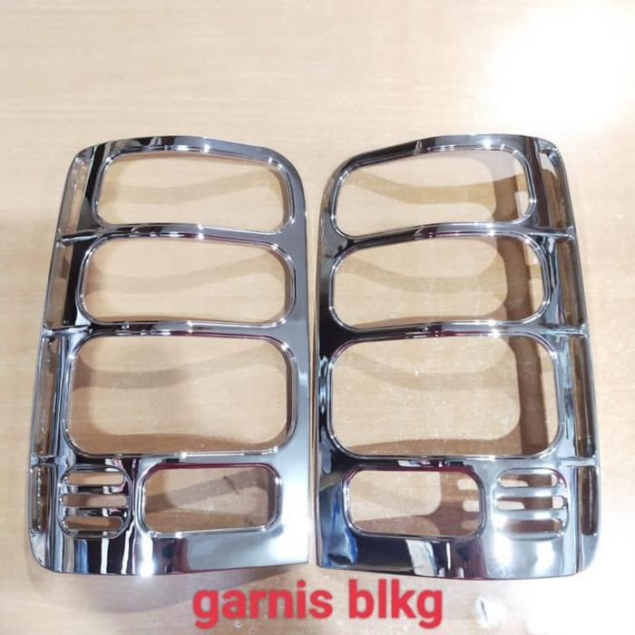 GARNISH LIST LIS LAMPU BELAKANG MOBIL KIJANG EFI LGX 1996 SD 2000 CROM ASLI
