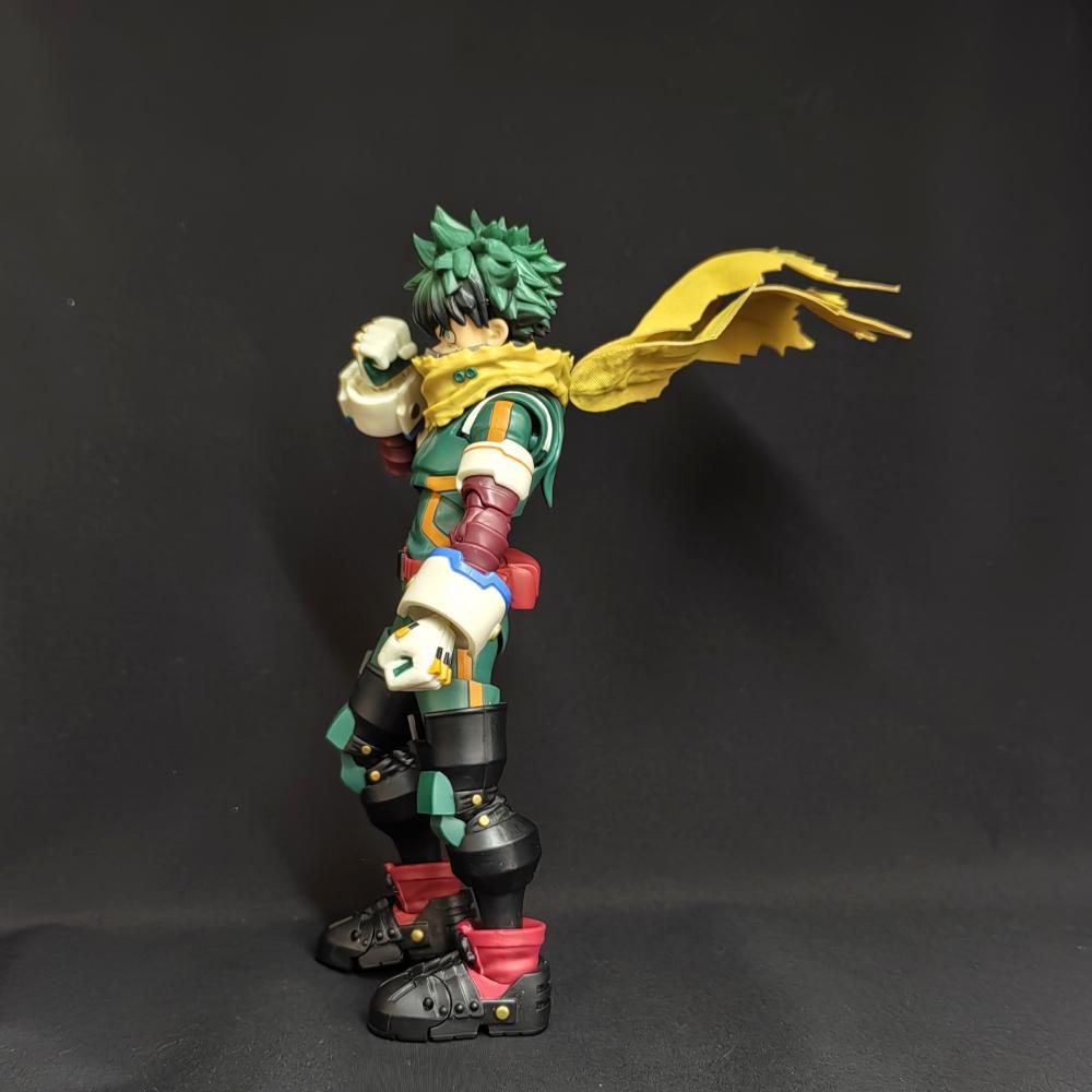 SHF NEW Handmade Midoriya Izuku Yellow cloak clothes Built In Iron Wire Is Suitable for 1/12 Toys