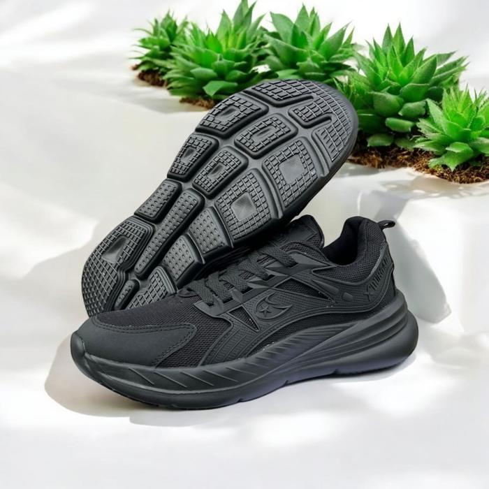 Lariss Sepatu Sekolah Hitam Polos Sepatu Kerja Hitam Sneakers Hitam Cewek Cowok Running Hitam