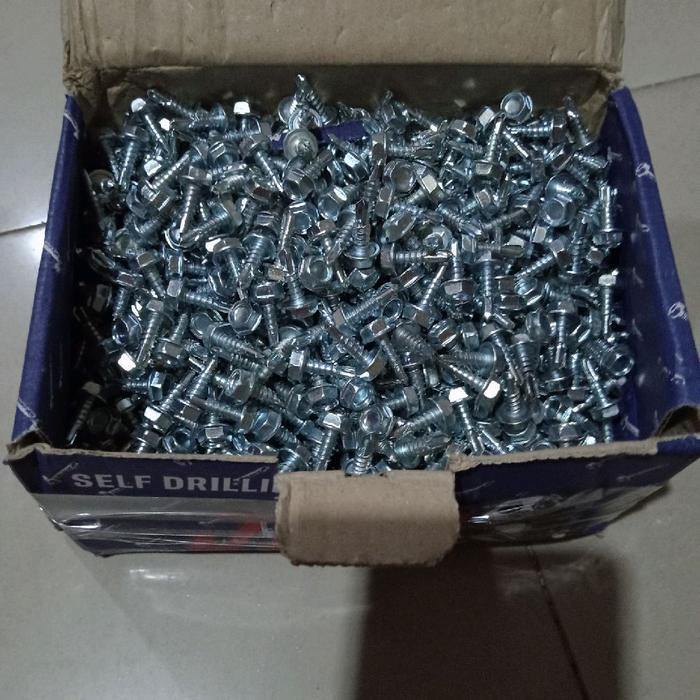 Sekrup Roofing Baja Ringan Ukuran 10 x 16 Per Kotak
