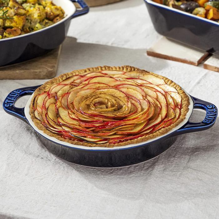 Staub - Ceramic Bakeware Pie Dish, Staub Pie Dish 9 Inch