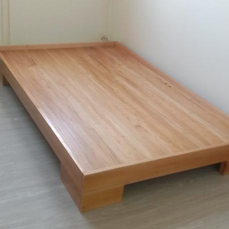 dipan kayu solid mahoni full kayu