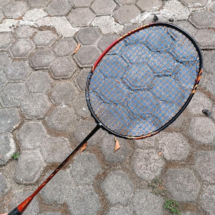 Raket Badminton Astrox 99 Pro 28 Lbs Kualitas Premium Bulu