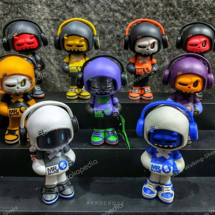 Duffytoys Mr.Bone / Mr Bone Game Man 8Cm Blindbox / Blind Box Random Set 8Pcs