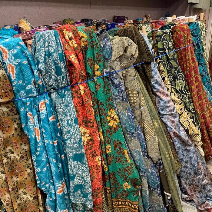 Kain Batik Semi Sutra Bahan Batik Silk Kain Batik Semi Sutra