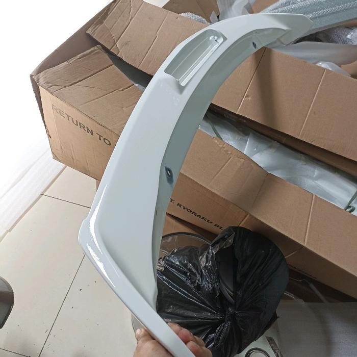 Spoiler Chevrolet Spin Plus Lampu Promo