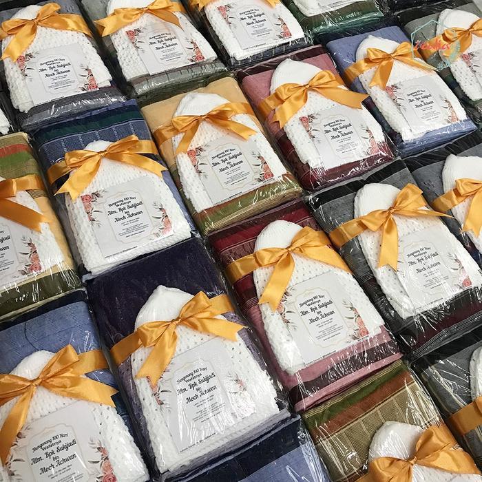 Hampers Sarung + Peci Rajut Souvenir Tahlilan Tasyakuran Oleh Oleh Haji Umroh Terlaris