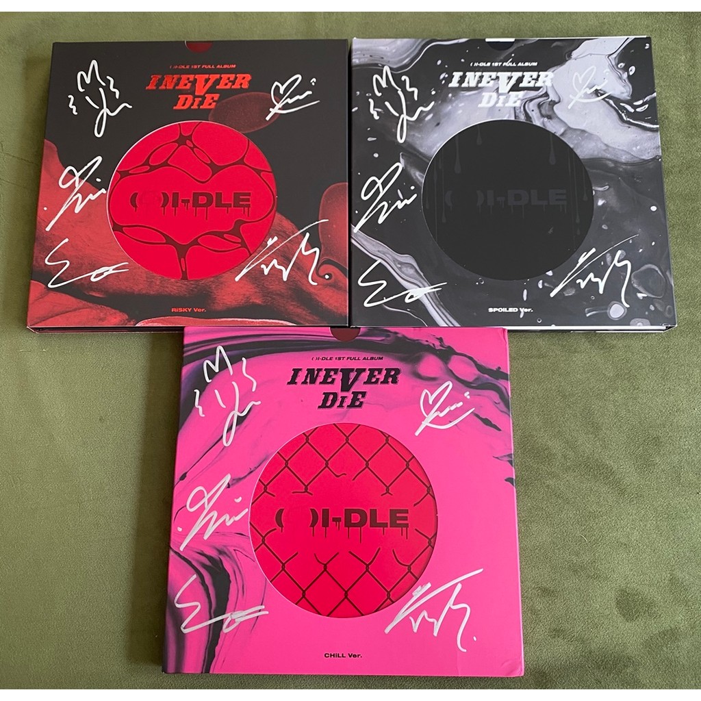 G I-DLE Autographed ALBUM 1ST I NEVER DIE GIDLE CD+PHOTOBOOK+Photo card K-POP 2022