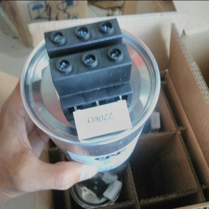 Newwww Kapasitor 25Kvar Mkpc Gae Mkp-C 25 Kvar 415V
