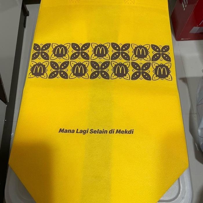 Tas kain spunbond tote bag Mcd