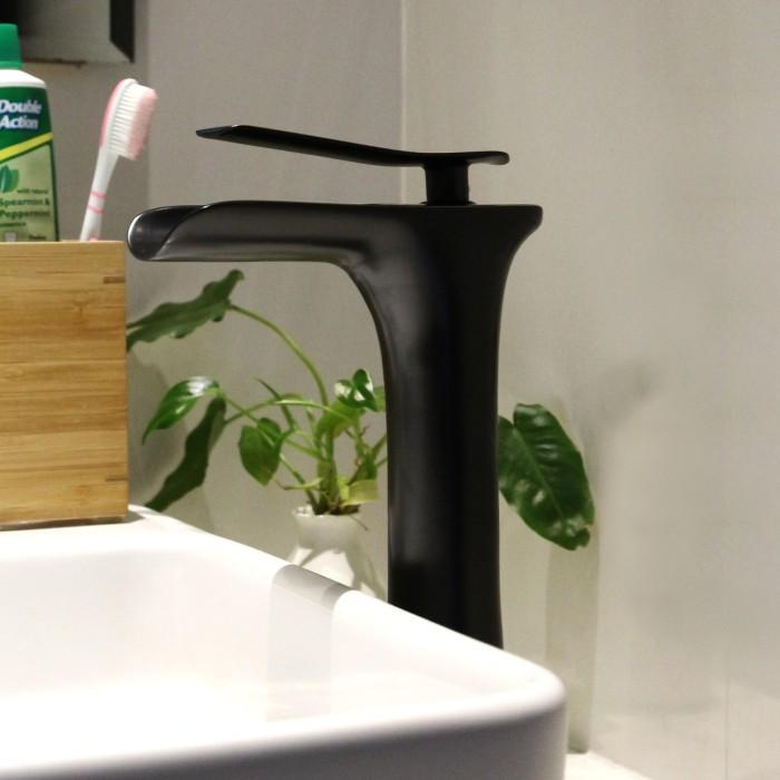 VNT Keran Air Wastafel Kran Hitam Washtafel Minimalis Panas Dingin