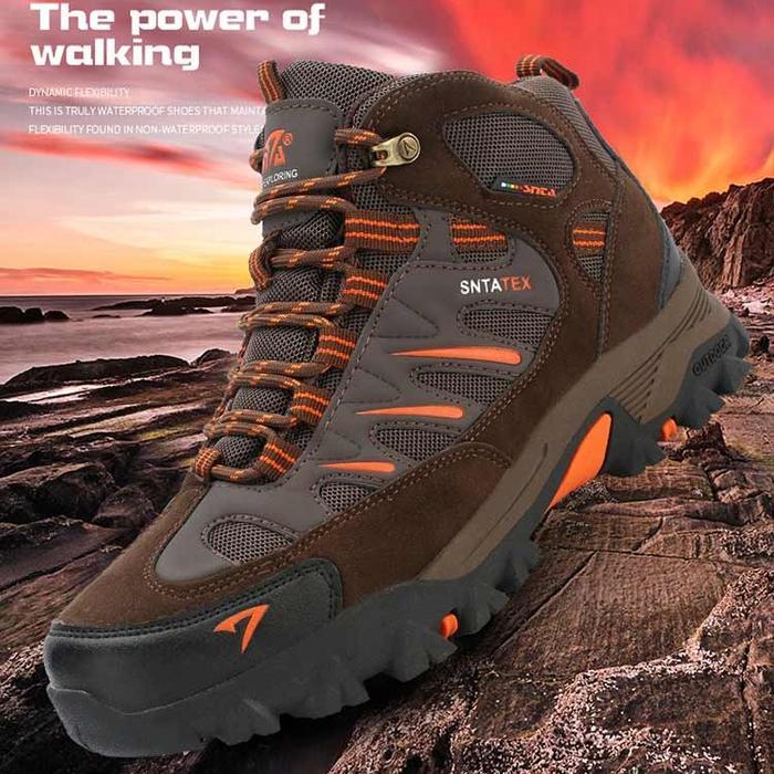 Eiger Aoki Adventure Sepatu Gunung 493 Series Semi Waterproof - Free Tali Cadangan